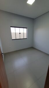 Vende-se casa em Juara MT