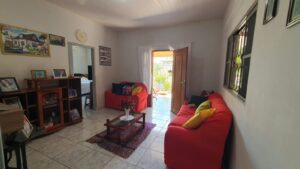 Vende-se casa em Juara MT