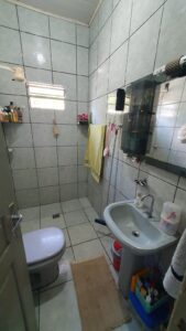 Vende-se casa em Juara MT